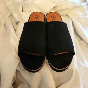 No Boundaries Black Cork Wedge Open Toe Slides Size 8.5